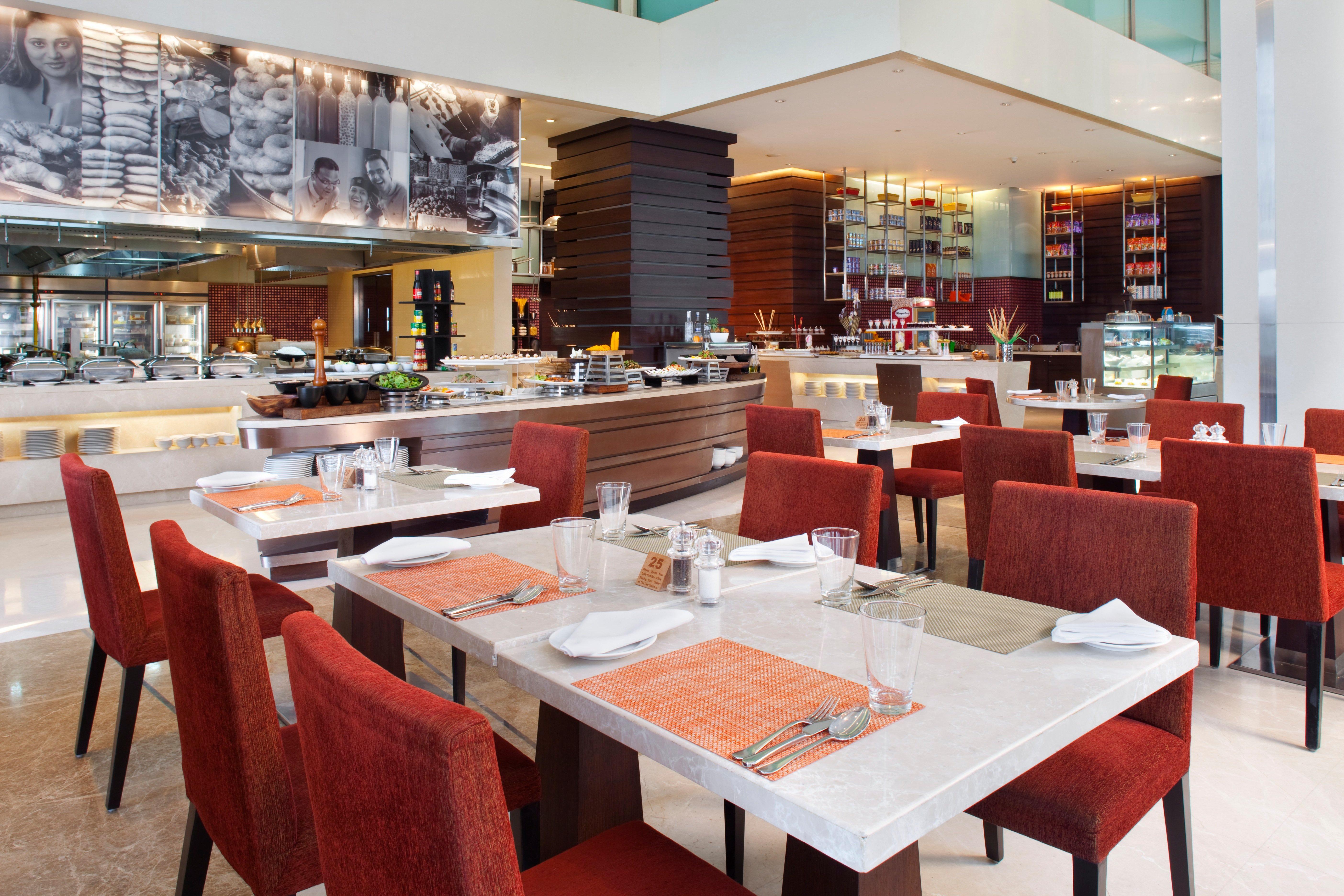 Holiday Inn Mumbai International Airport By Ihg Exterior foto The restaurant
